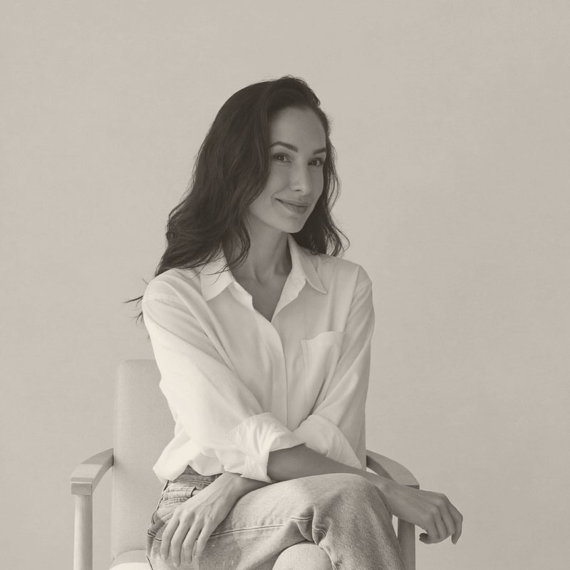 Alexandra John, sales and marketing